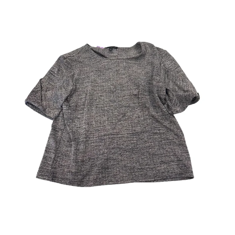 women's tops for those who want to add a personal touch to their wardrobe with unique and one-of-a-kind piecesTop Short Sleeve By Banana Republic  Size: Petite Large