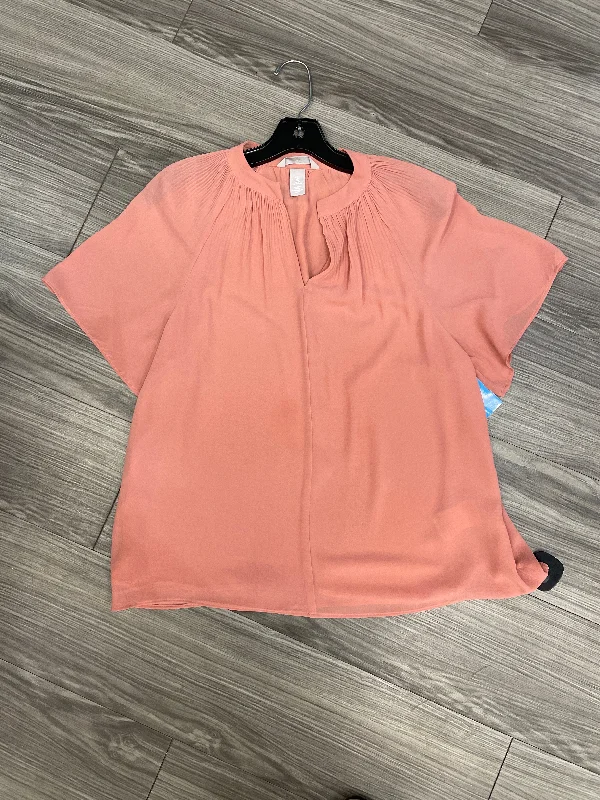 women's tops for those who want to show off their figure in a flattering wayTop Short Sleeve By H&m  Size: S