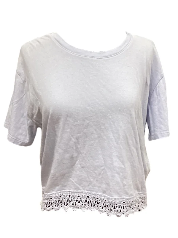 women's tops for those who want to create outfits that reflect their personal style and sense of fashionTop Short Sleeve Basic By Hollister  Size: L