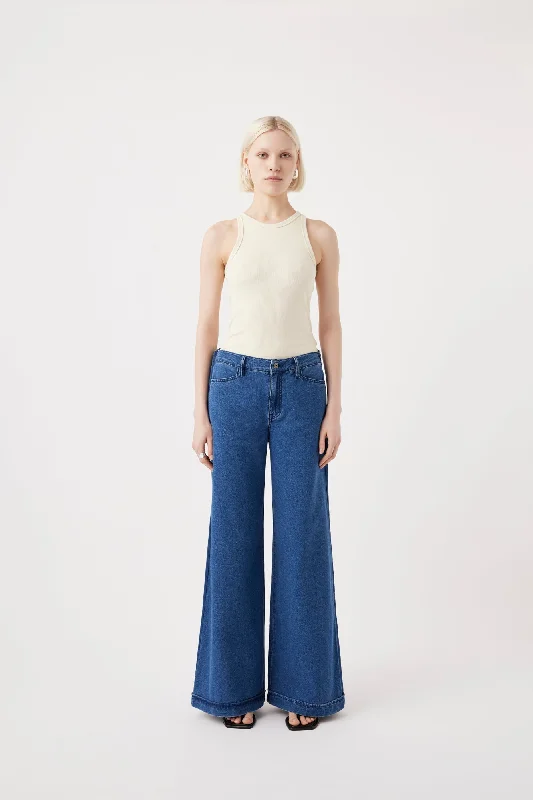 women's denim jeans for a day at the beachLeigh Mid Wide Long Pant