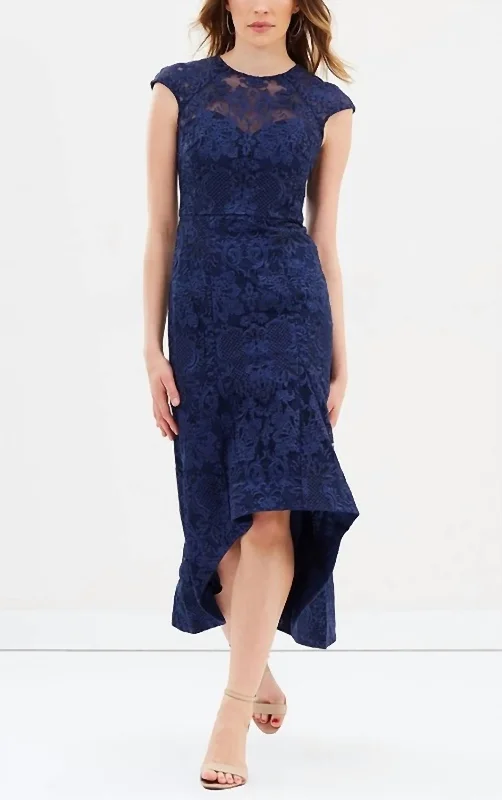 women's metallic dressesPrehnite Cap Sleeve Embroidery Midi Dress in Navy