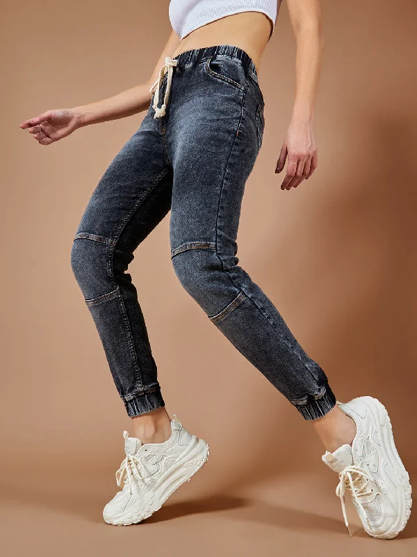 women's denim jeans with elastaneWomen's Black Relaxed Fit Mid Rise Regular Length Stretchable Denim Joggers