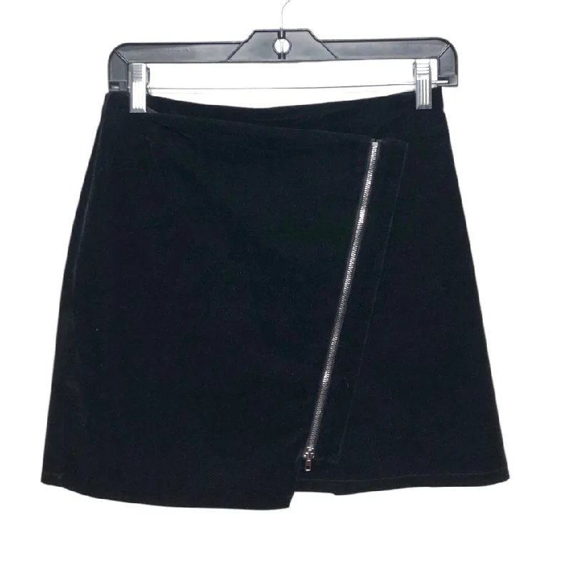 women's velvet mini skirtsSkirt Mini & Short By Clothes Mentor In Black, Size:S